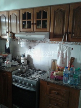 Excelente duplex de categoria en Villa Luzuriaga