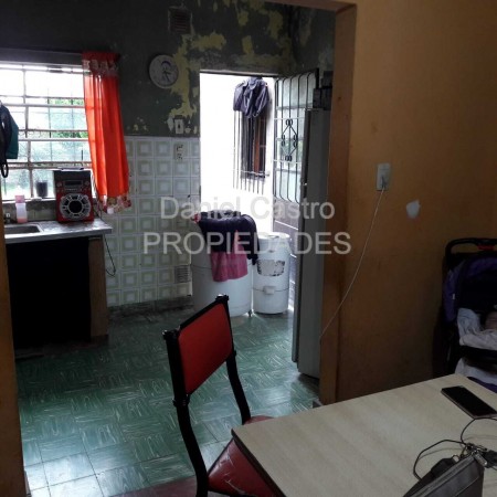 Casa a la venta con escritura y planos , barrio "LA LOMA" - G.de Laferrere