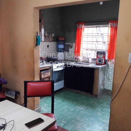 Casa a la venta con escritura y planos , barrio "LA LOMA" - G.de Laferrere