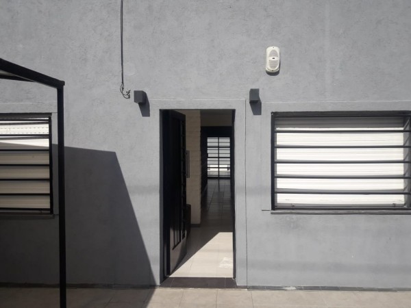 PH  al frente en venta , SAN JUSTO.