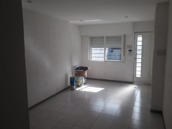 PH  al frente en venta , SAN JUSTO.