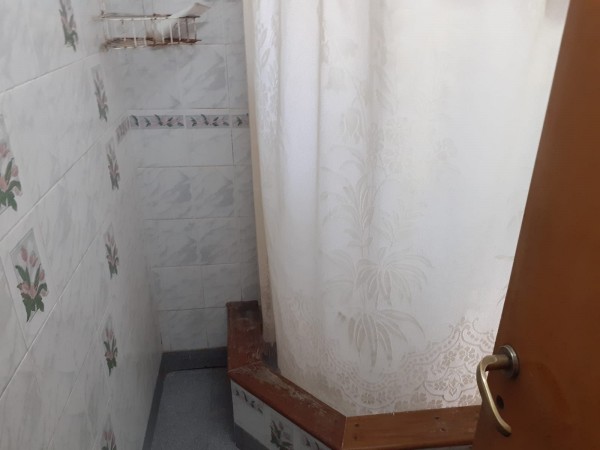 ALQUILER de 2 dptos de 2 y 3 ambientes , zona San Justo