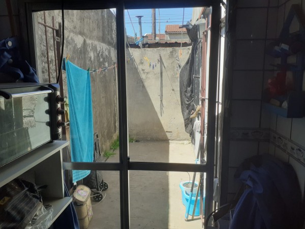 ALQUILER de 2 dptos de 2 y 3 ambientes , zona San Justo