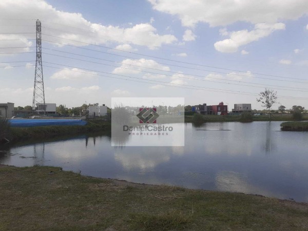 Excelente terreno de 300 mt2 , dentro de barrio cerrado en Ezeiza