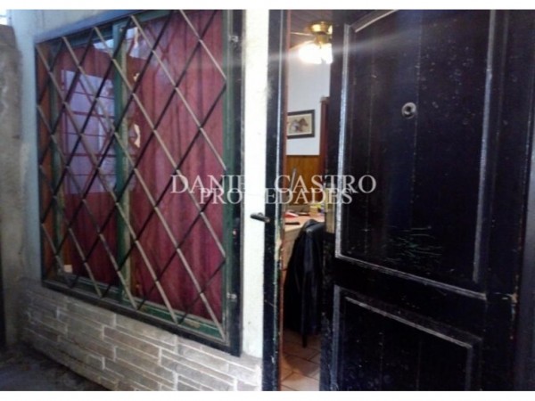 Casa multifamiliar Gregorio de Laferrere