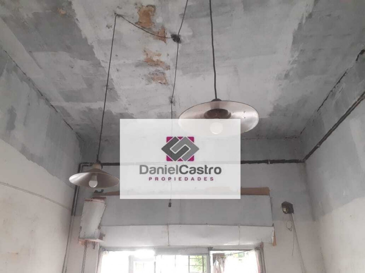 Local en venta , zona Ciudadela.