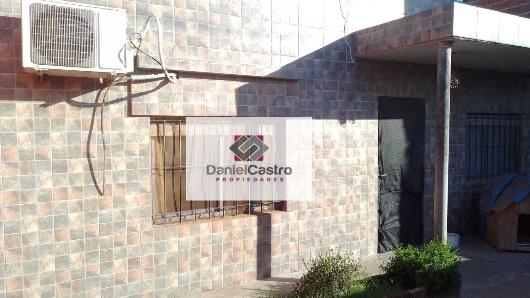 Oportunidad , Casa sobre lote propio , Gregorio de Laferrere.