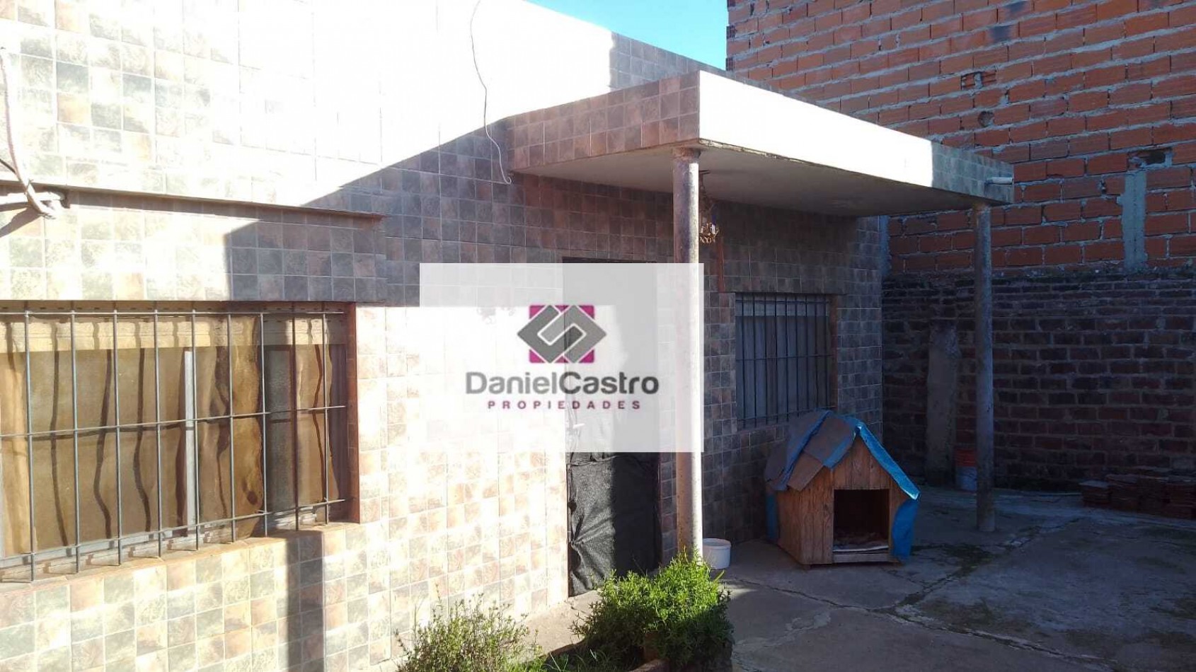 Oportunidad , Casa sobre lote propio , Gregorio de Laferrere.